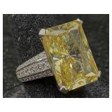 Sterling Silver Ring W/yellow Garnet & Cz Stone,