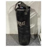 Everlast punching bag approx 50lbs w/bolt