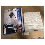 2 Paper cutters incl. ISDIR & BOSTON 2612