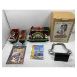 Box lot of 8 miscellaneous items.  4 Lionel