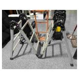 Estway Adjustable Ladder
