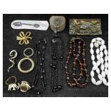 Collection Of Brooches W/monet, Fashion Jewelry &