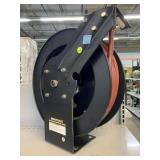 Central pneumatic retractable house reel with 50