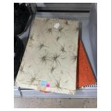 6 Bullock Orange Placemats