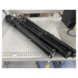 3 Tripod Stands