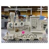 12 inch ceramic locomotive cream steam engine