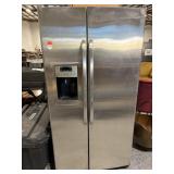 GE 36 in Stainless Side by Side Fridge Freezer