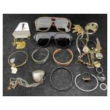 Fashion Jewelry W/electric Angusta, D&g Sunglasses