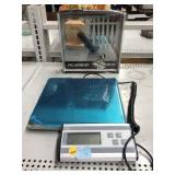 Smart Weigh Scale and 9 Pc Oyster Set.