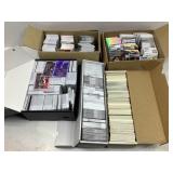 Large mixed lot of sports cards