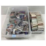 Large mixed lot of sports cards