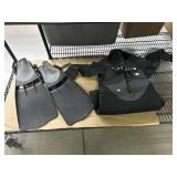 Ripcurl Wet Suit and fins, unknown sz, tag is