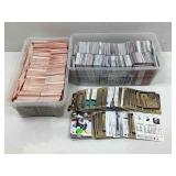 Large mixed lot of sports cards