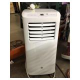 GE Portable Air Conditioner w/dehumidifier, model