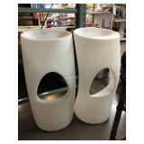 2-Magshion MoNiBloom white plastic stool