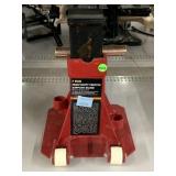 7 Ton Heavy Duty Vehicle Jack Stand.  Missing