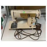 Vintage Singer Sewing Machine.