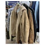 Menï¿½s Coats Size M and L.
