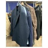 5 Menï¿½s Suits Size 48/52