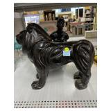 Vintage ceramic lion figure and more. Approx 16 x
