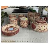 Temp-tations Ovenware Set.