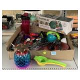 Assorted kitchenware and chopper set.