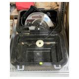 Craftsman Circular Saw in Case.