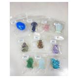 10 pieces of various glass, agate and stone