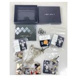 NIB Metahl Metal Wallet & Kate Mesta One Of A