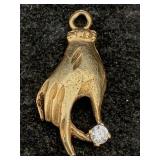 14k Gold Hand Pendant, Tw 1.2g, Sz 1in Tall