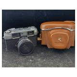 Vtg Yashica Film Camera, Model Lynx- 1000 W/case,
