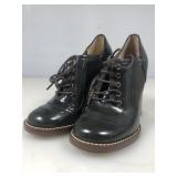 Dolce and Gabbana ladies patent leather shoes