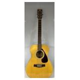 Yamaha FG-331 Acoustic Guitar. Needs New Tuner,