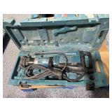 Makita AVT Demolition Hammer in Case - Model