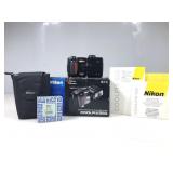 Nikon CoolPix 950 Digital Camera w/ CF Card,