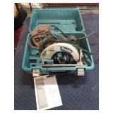 Makita 7-1/4in Circular saw, 5007MH w/carry case