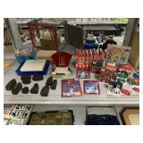 NIB Puzzles, Cobblestone Corner Miniature Houses,
