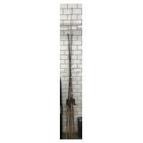 4-Vtg Fishing roads, approx 6ft tall & 8ft tall