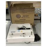 Zest Baby Lock Sewing Machine BL15B with Box and