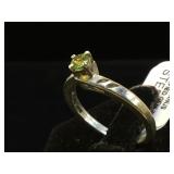 Sterling ring w/ green gemstone, size 8.5