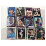 25 packs of Chicago cubs cards