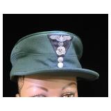 German Nazi military hat w/ old photo