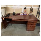 Wooden office desk - 71 long, 30 in high, 35 wide