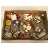 Array of small vintage items