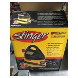 Stinger 2 gallon wet/dry vac - used - tested