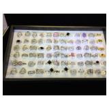 Approx. 72 Fashion rings, various sizes   Tray