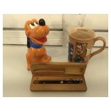 Bugs Bunny Looney Tunes pen in box, Goofy Disney