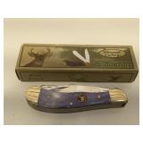 Frost Cutlery Whitetail pocket knife