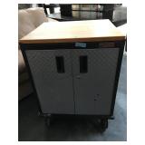Gladiator by Whirlpool rolling shop cabinet with