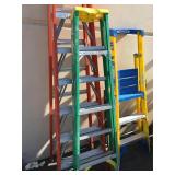 Green 6 foot fiberglass ladder